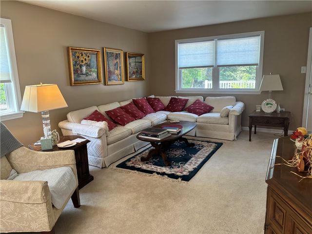 1125 MILLIRON ST, Youngwood, PA 15697