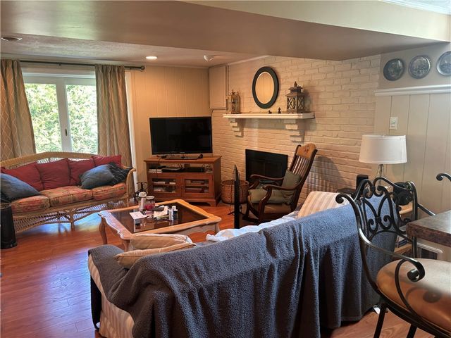 1125 MILLIRON ST, Youngwood, PA 15697