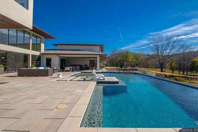 6 Kelsey Brooke Road, Little Rock, AR 72223