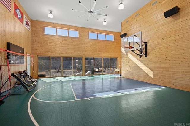 6 Kelsey Brooke Road, Little Rock, AR 72223