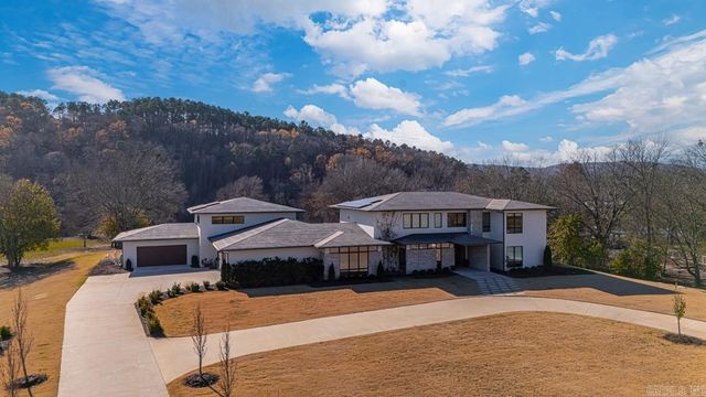 6 Kelsey Brooke Road, Little Rock, AR 72223