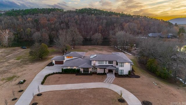 6 Kelsey Brooke Road, Little Rock, AR 72223