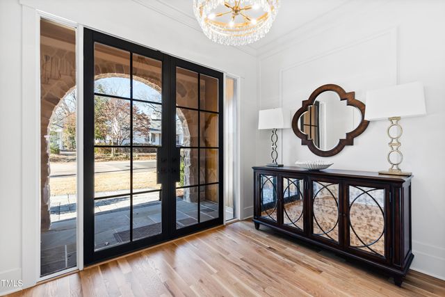 1610 Carson Street, Raleigh, NC 27608