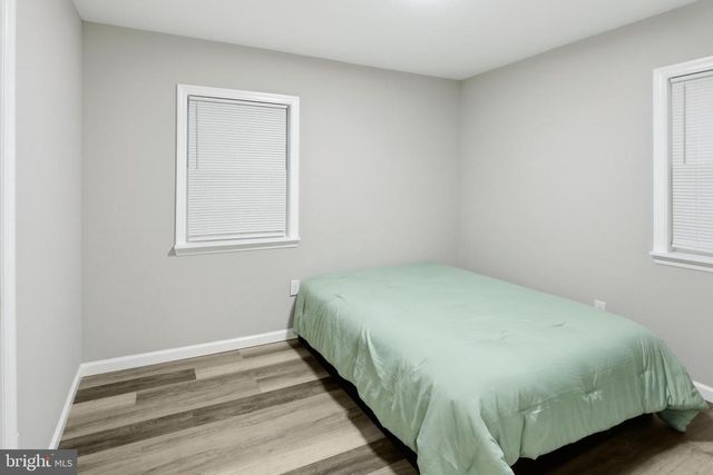 215 SYKES RD, New Castle, DE 19720