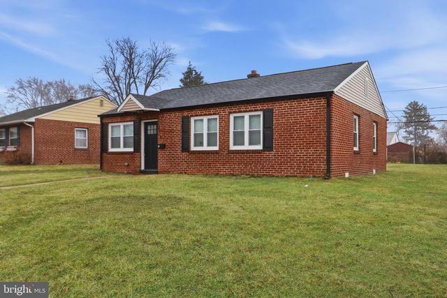 215 SYKES RD, New Castle, DE 19720