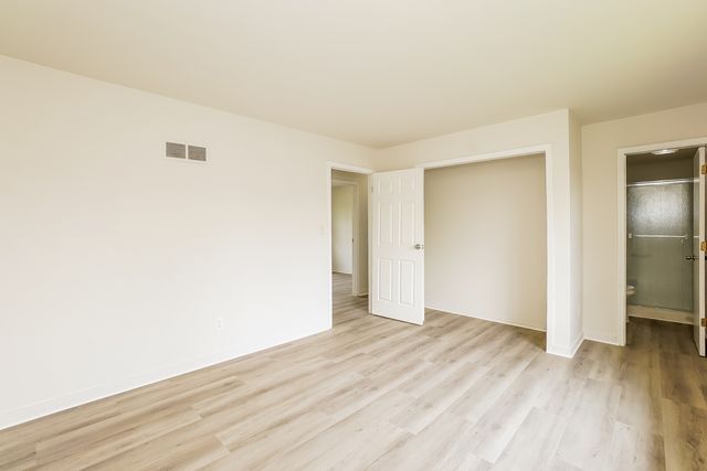 6743 Leland Avenue, Hammond, IN 46323