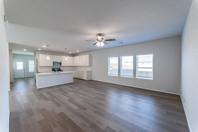 430 Hazy Meadows Drive, Beasley, TX 77417