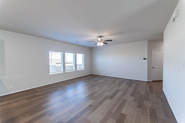 430 Hazy Meadows Drive, Beasley, TX 77417