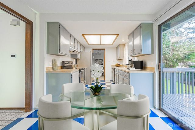 24622 130th Avenue SE, Kent, WA 98031