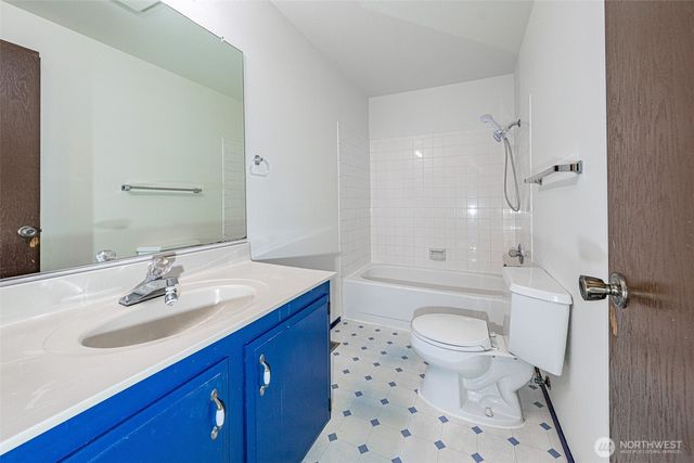 24622 130th Avenue SE, Kent, WA 98031