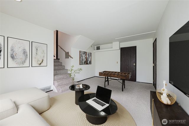 24622 130th Avenue SE, Kent, WA 98031