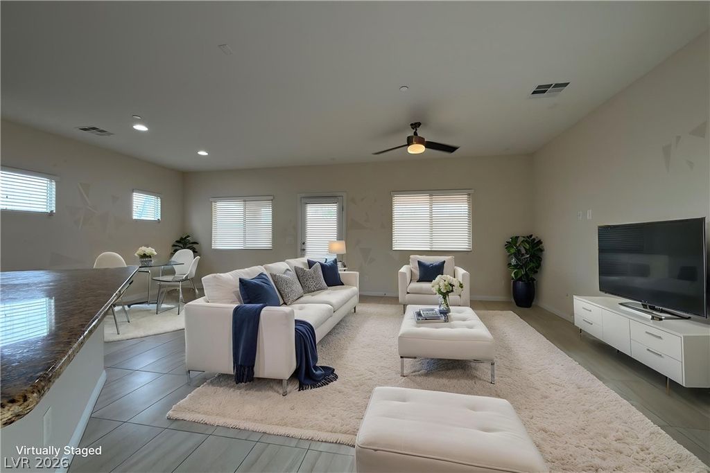 384 Monique Springs Street, Henderson, NV 89014