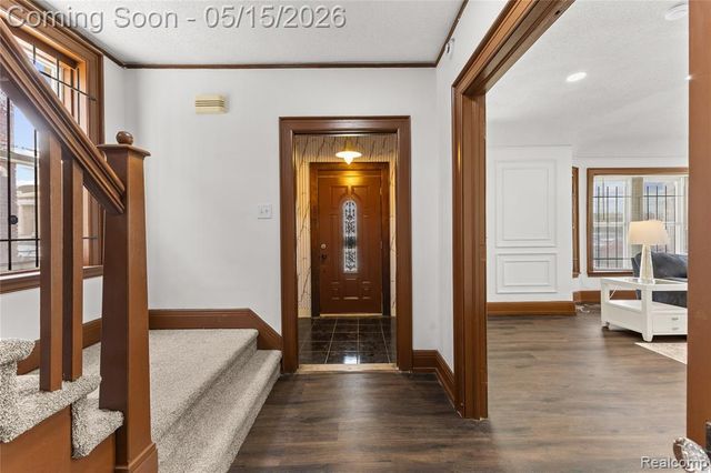 1066 E Grand Boulevard, Detroit, MI 48207