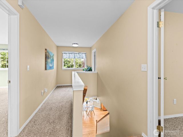 18319 Driftwood Drive E, Lake Tapps, WA 98391