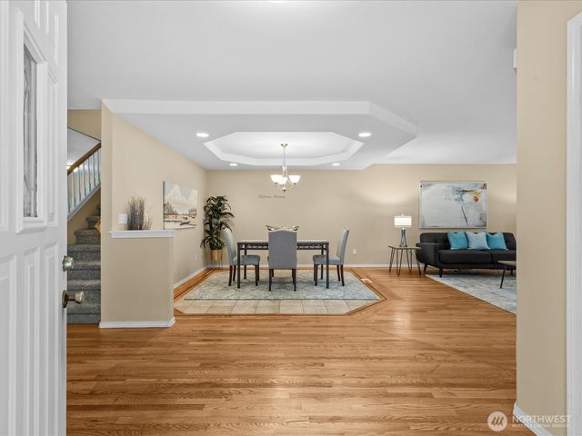 18319 Driftwood Drive E, Lake Tapps, WA 98391