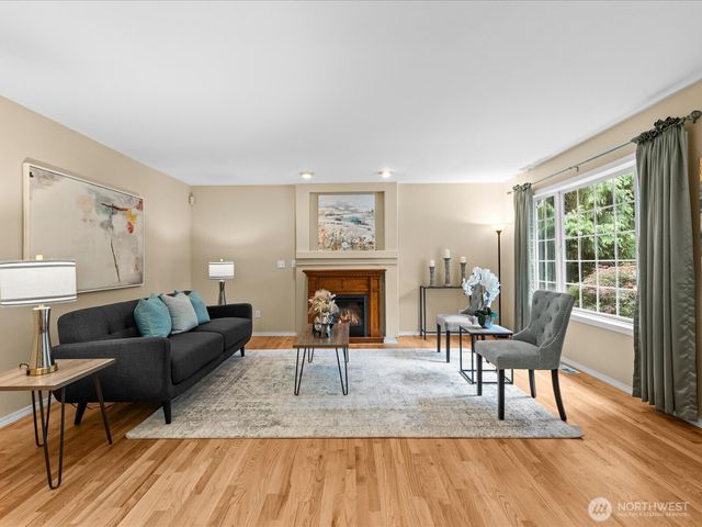 18319 Driftwood Drive E, Lake Tapps, WA 98391
