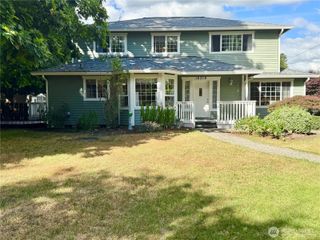 18319 Driftwood Drive E, Lake Tapps, WA 98391