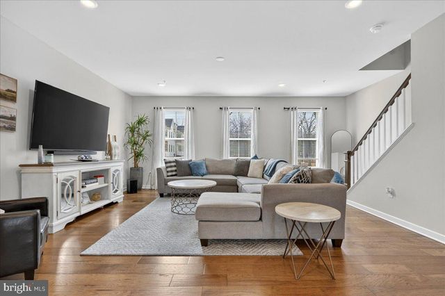 5121 FRANKLIN CIR, Pipersville, PA 18947