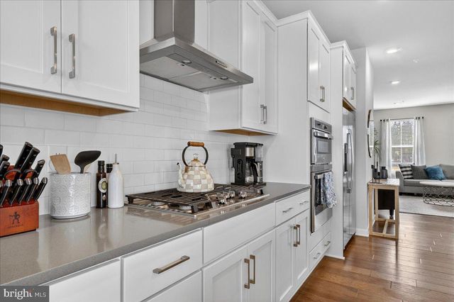 5121 FRANKLIN CIR, Pipersville, PA 18947