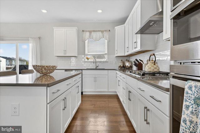 5121 FRANKLIN CIR, Pipersville, PA 18947