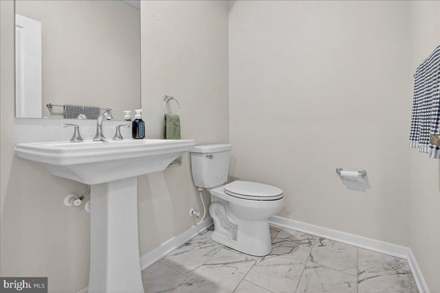 5121 FRANKLIN CIR, Pipersville, PA 18947