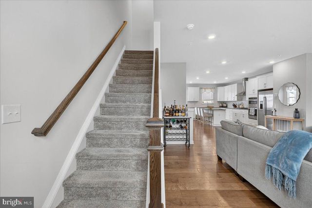 5121 FRANKLIN CIR, Pipersville, PA 18947