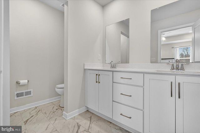 5121 FRANKLIN CIR, Pipersville, PA 18947