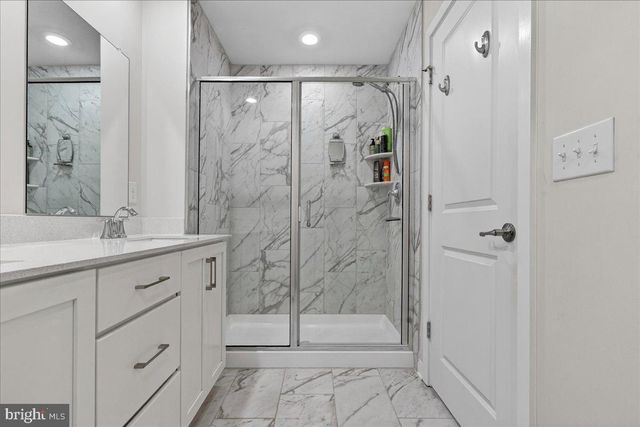 5121 FRANKLIN CIR, Pipersville, PA 18947