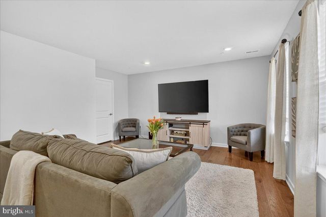 5121 FRANKLIN CIR, Pipersville, PA 18947