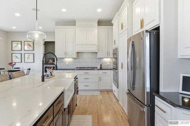 19032 Hamilton Street, Elkhorn, NE 68022