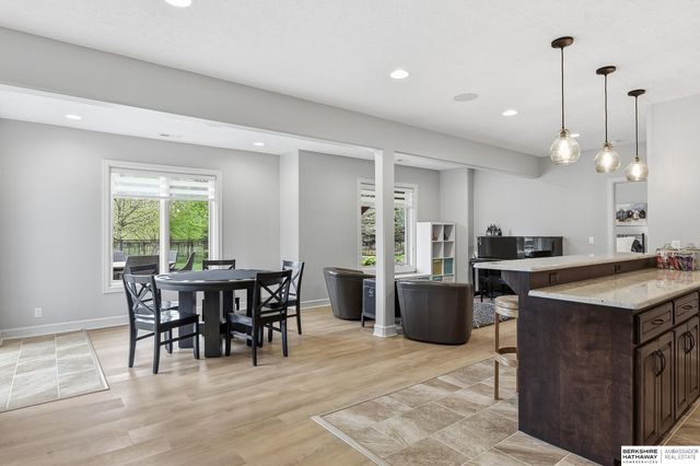19032 Hamilton Street, Elkhorn, NE 68022