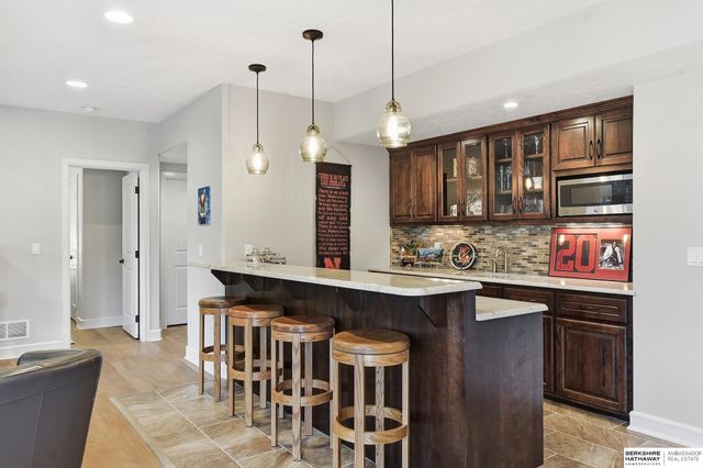 19032 Hamilton Street, Elkhorn, NE 68022