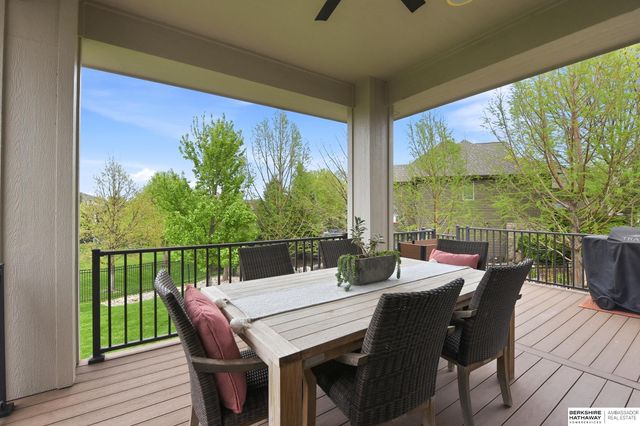 19032 Hamilton Street, Elkhorn, NE 68022