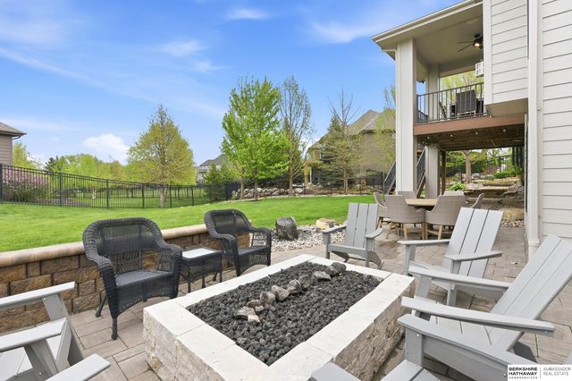 19032 Hamilton Street, Elkhorn, NE 68022