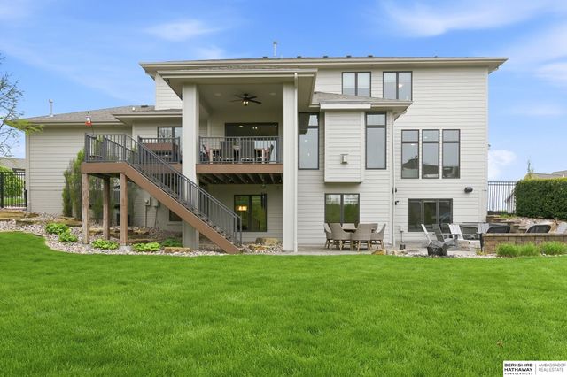 19032 Hamilton Street, Elkhorn, NE 68022