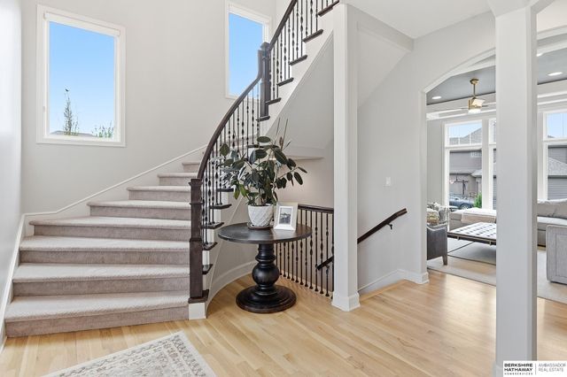 19032 Hamilton Street, Elkhorn, NE 68022