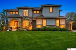 19032 Hamilton Street, Elkhorn, NE 68022