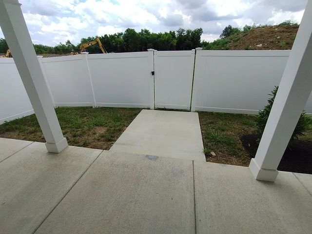 1844 Bethpage Dr, Murfreesboro, TN 37127