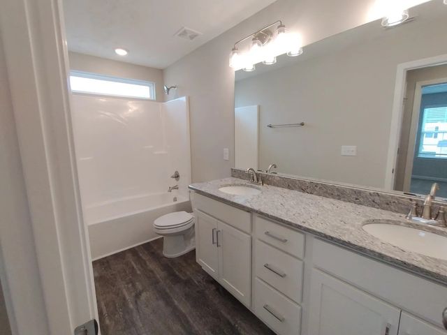 1844 Bethpage Dr, Murfreesboro, TN 37127