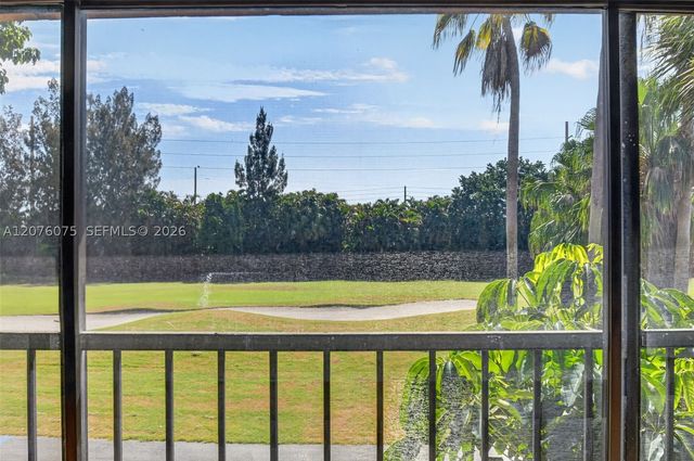 5310 S Fountains Dr S 217, Lake Worth, FL 33467