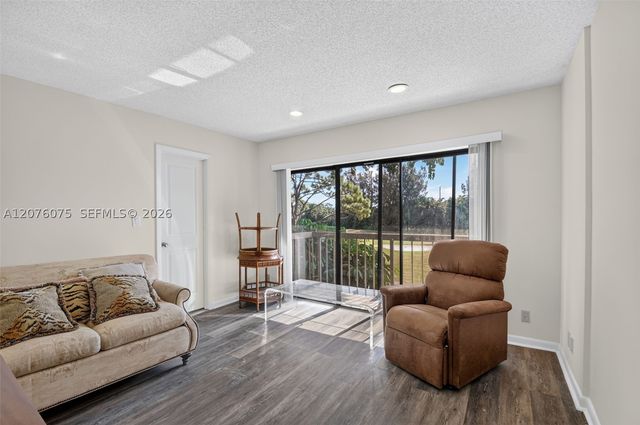 5310 S Fountains Dr S 217, Lake Worth, FL 33467