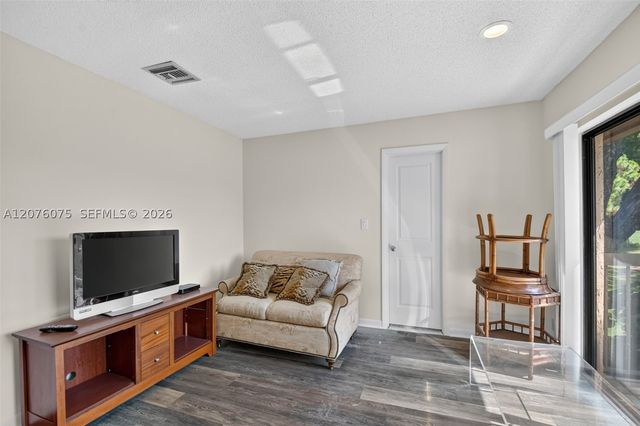 5310 S Fountains Dr S 217, Lake Worth, FL 33467