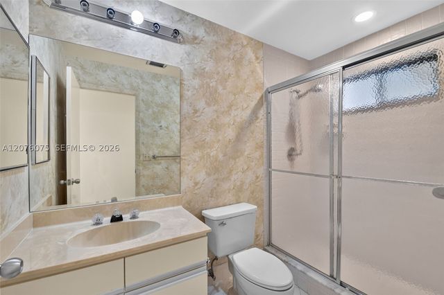5310 S Fountains Dr S 217, Lake Worth, FL 33467