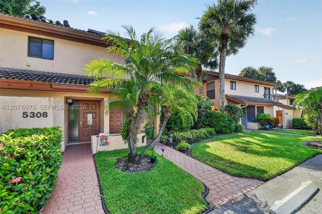 5310 S Fountains Dr S 217, Lake Worth, FL 33467