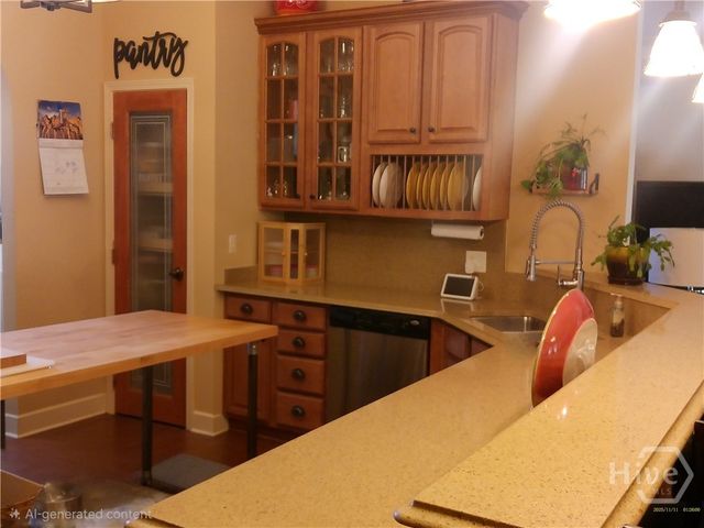 100 Cumberland Way, Savannah, GA 31407