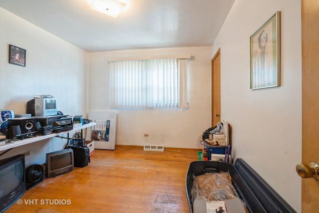 12949 S Exchange Avenue, Chicago, IL 60633