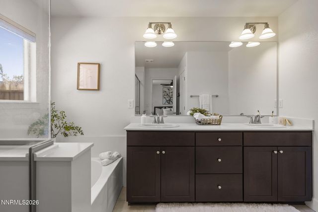 7078 Saddlehorn Road, Carson City, NV 89701