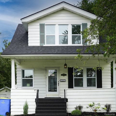 34804 Ash Street, Wayne, MI 48184