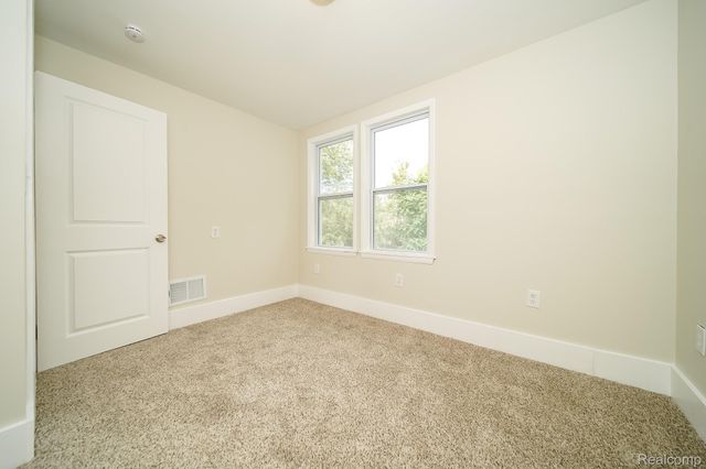 34804 Ash Street, Wayne, MI 48184