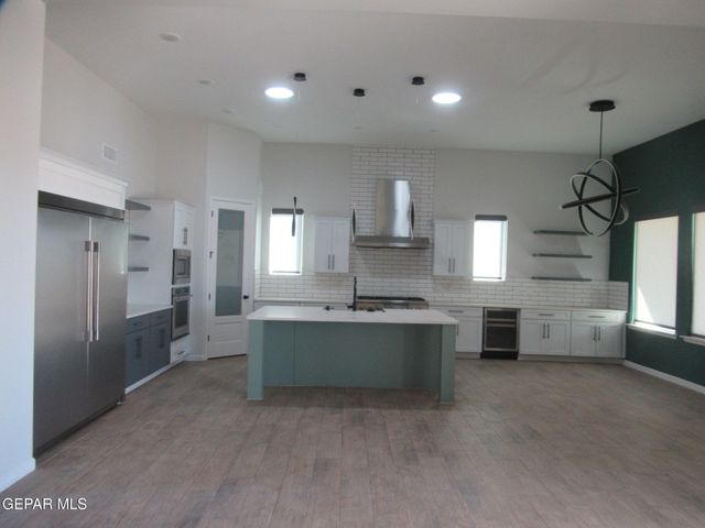 5799 JUNIPER CREEK Drive, El Paso, TX 79932